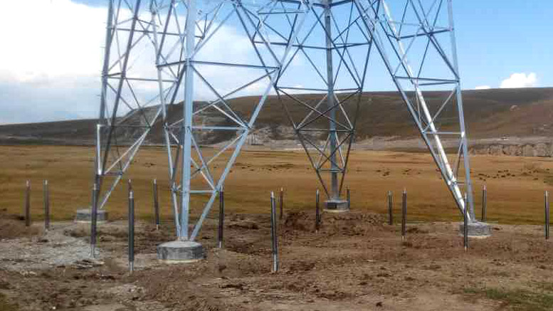 Xinjiang Yiku 750kV Ultra-high Voltage Power Transmission Project